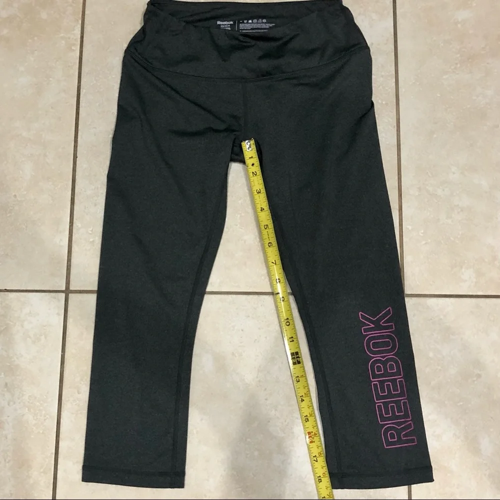 Reebok Leggings NWOT Athletic Capris XS